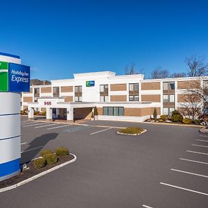 Holiday Inn Express Ramsey Mahwah, An Ihg Hotel